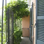Hotel Monziani, Exclusive Island Lakeside