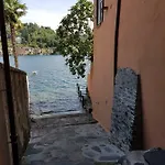 Monziani, Exclusive Island Lakeside