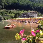 Szálloda Monziani, Exclusive Island Lakeside *