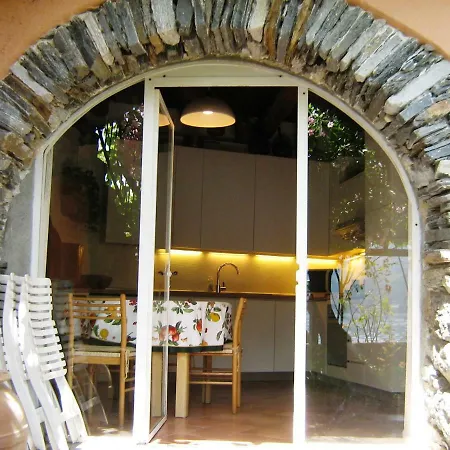 Villa Monziani, Exclusive Island Lakeside Orta San Giulio