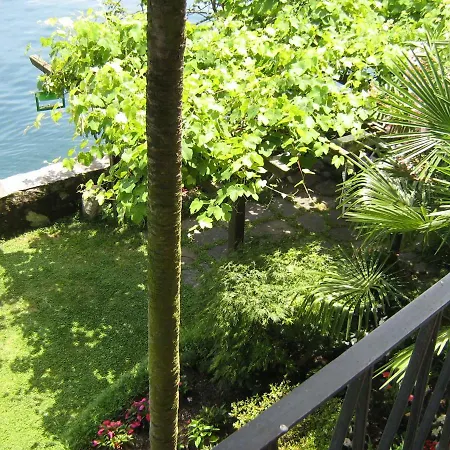 Monziani, Exclusive Island Lakeside Hotel *