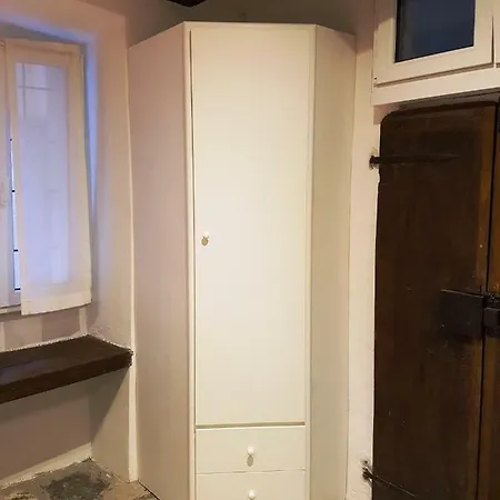 Monziani, Exclusive Island Lakeside * أورتا سان جوليو