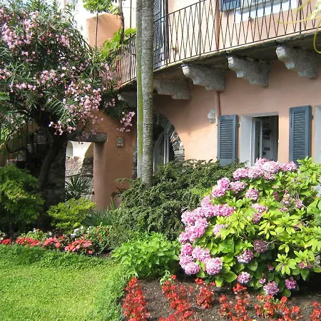 Monziani, Exclusive Island Lakeside Villa