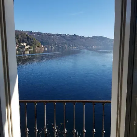 Monziani, Exclusive Island Lakeside *