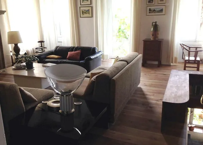 Monziani, Exclusive Island Lakeside Hotell Orta San Giulio
